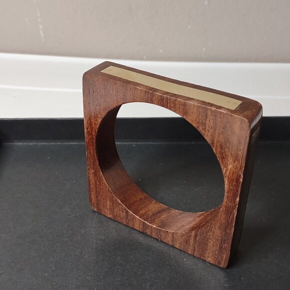 8 Inch Vintage Square Wooden Bangle - Picture 4 of 7